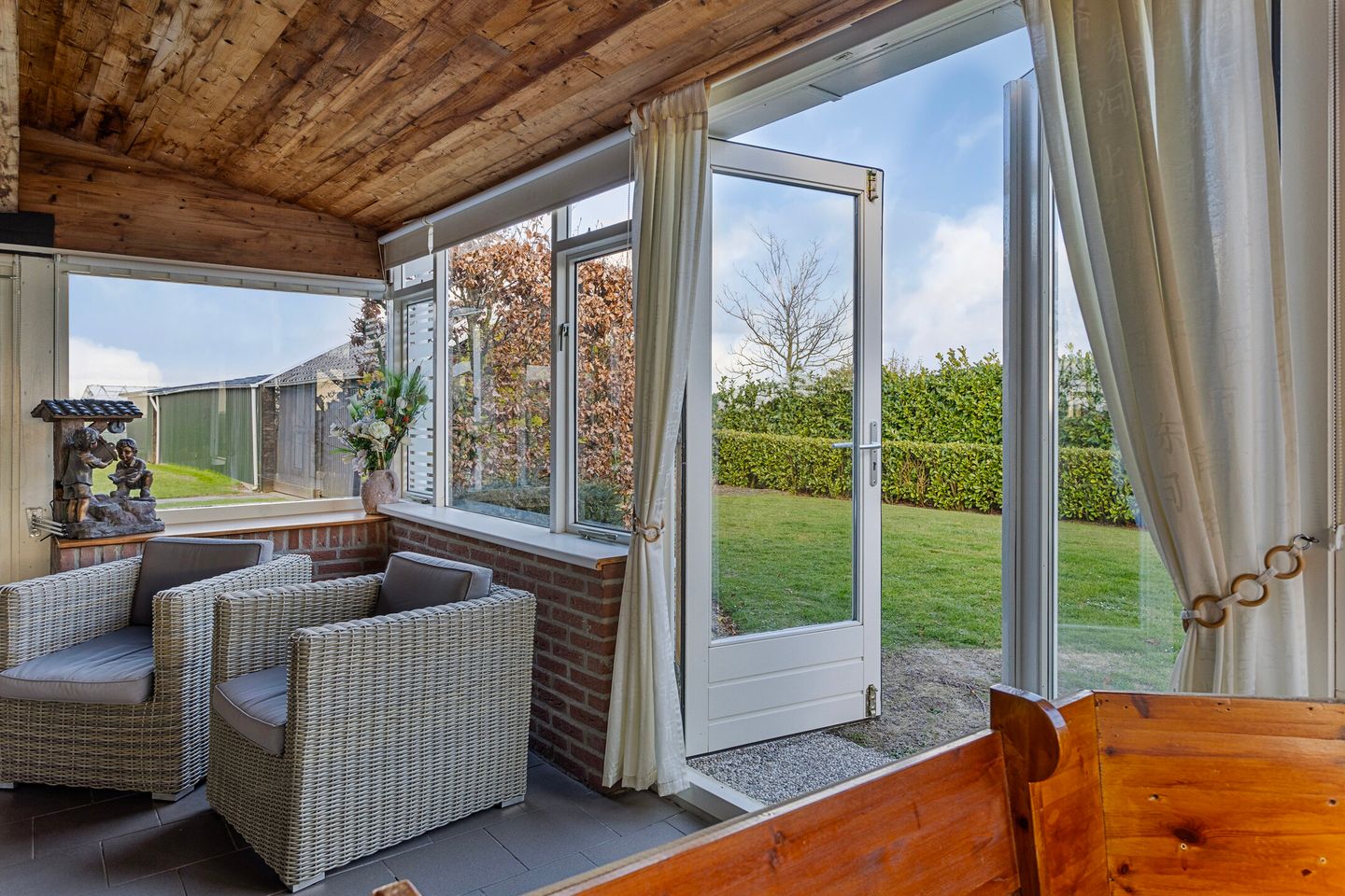 Foto 25 van Dorpsweg 61