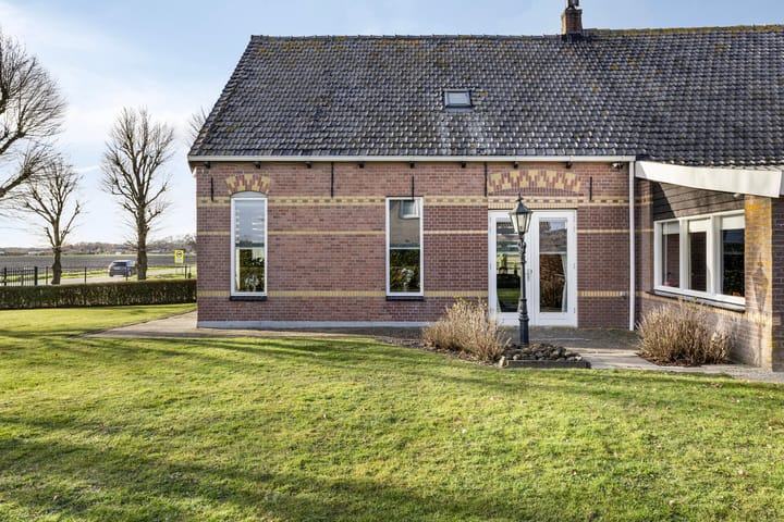 Foto 39 van Dorpsweg 61