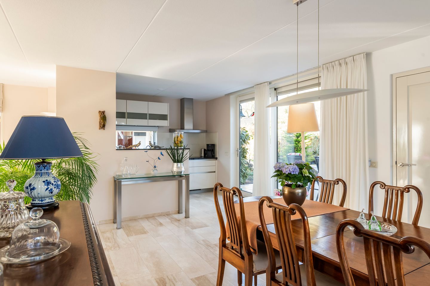 Foto 14 van Zwarte Kamp 10