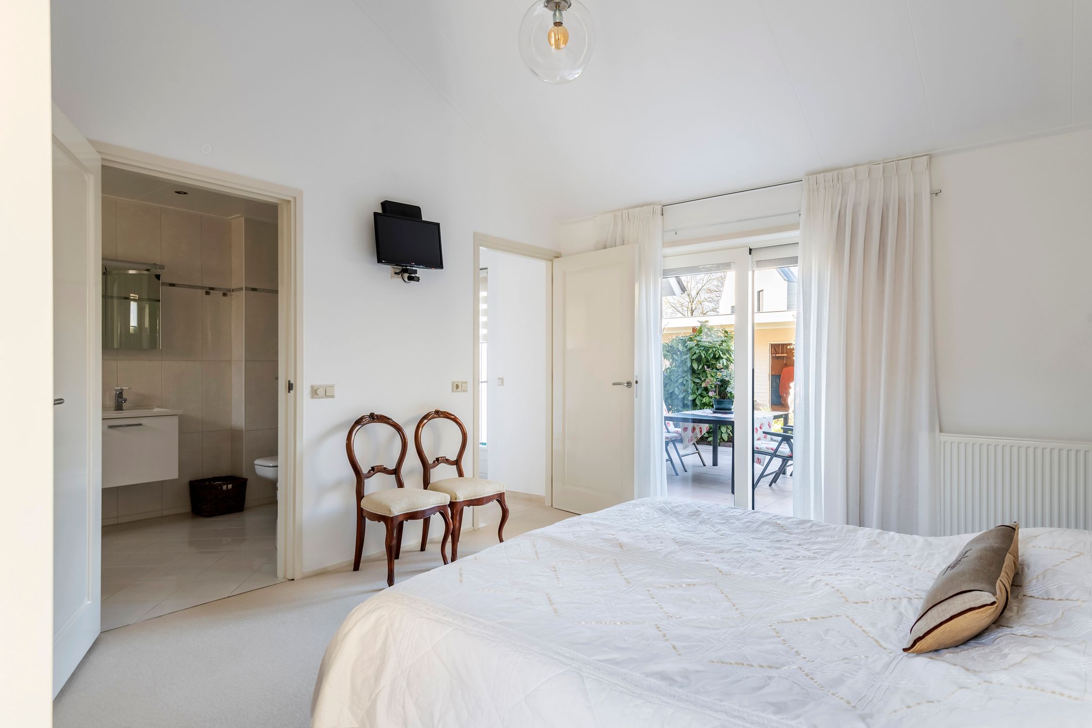 Foto 21 van Zwarte Kamp 10