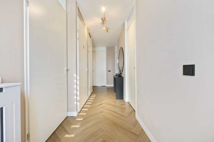 Foto 9 van Kaaikhof 240