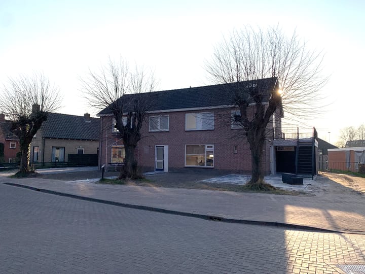 Foto 2 van J.P. Santeeweg 21 en 23