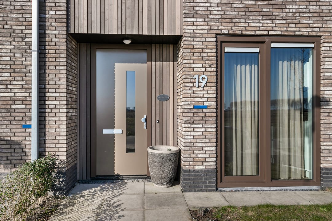 Foto 7 van Apollovlinder 19