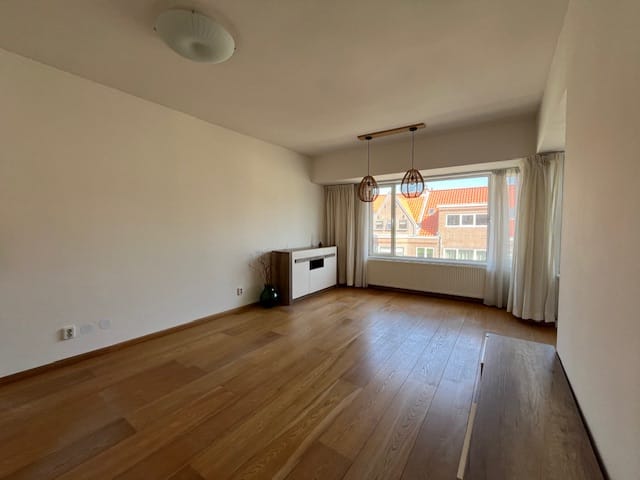 Foto 13 van Van Beuningenstraat 18-B