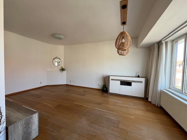 Foto 14 van Van Beuningenstraat 18-B