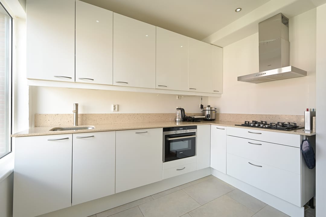 Foto 16 van Van Beuningenstraat 18-B