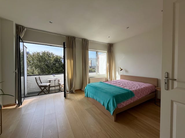 Foto 19 van Van Beuningenstraat 18-B