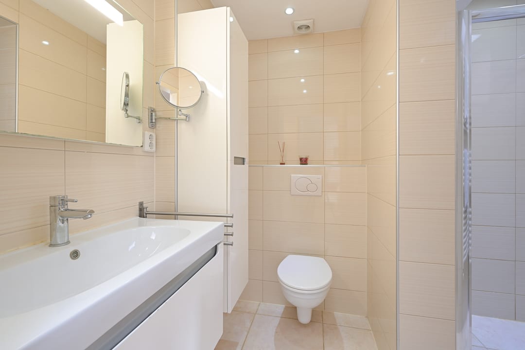 Foto 26 van Van Beuningenstraat 18-B