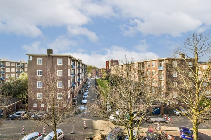 Foto 9 van Hugo Floris Ruysstraat 8-3