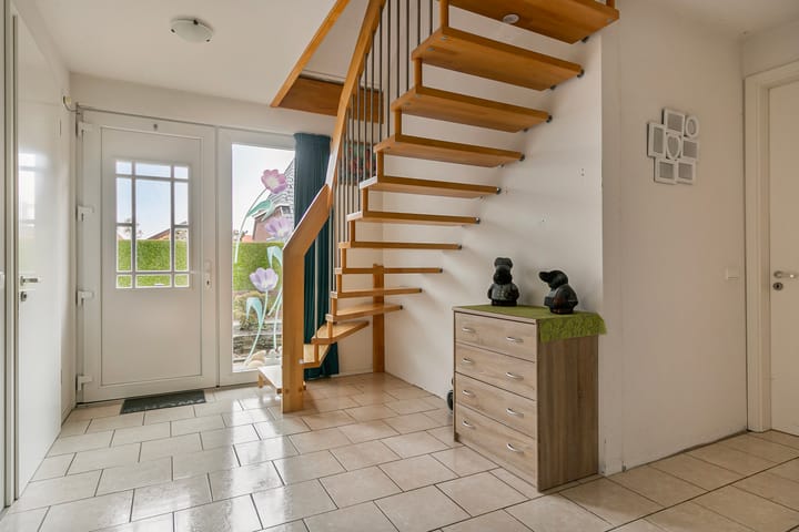 Foto 8 van Bernhardlaan 13