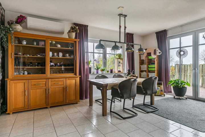 Foto 15 van Bernhardlaan 13