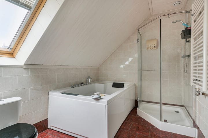 Foto 33 van Bernhardlaan 13