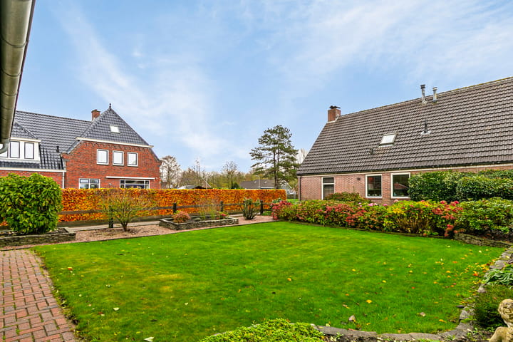 Foto 42 van Bernhardlaan 13