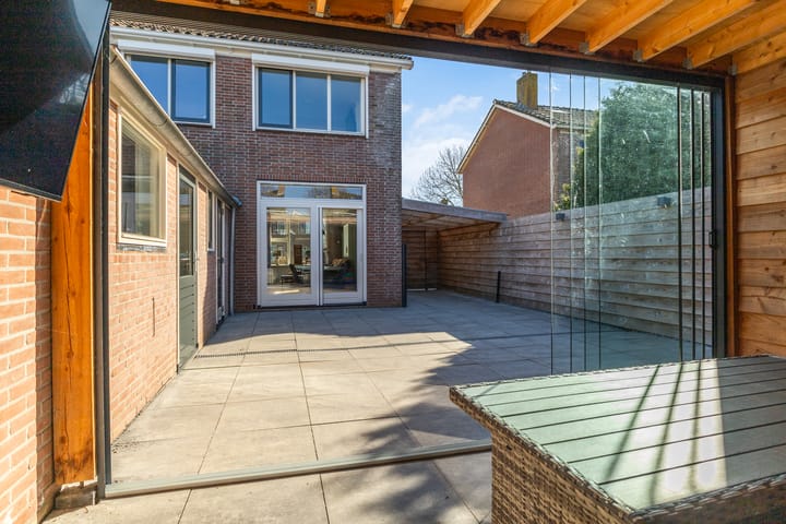 Foto 35 van Gysbert Japiksstrjitte 53