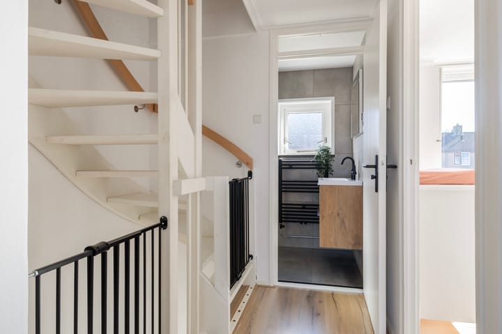 Foto 38 van Gysbert Japiksstrjitte 53