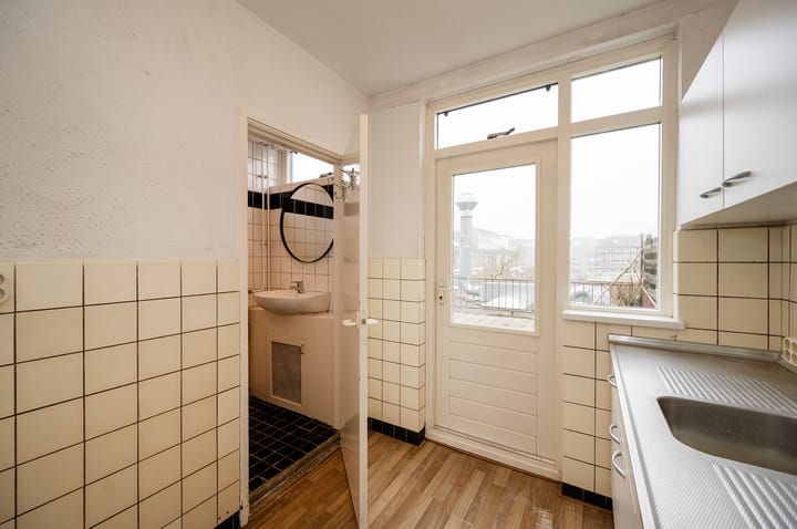 Foto 7 van Van Nesstraat 17-A