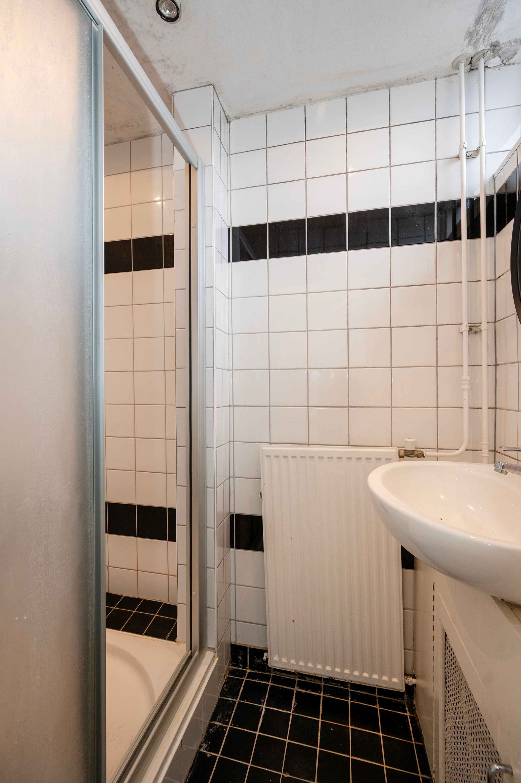 Foto 9 van Van Nesstraat 17-A