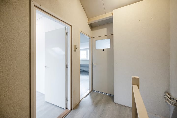 Foto 20 van Van Nesstraat 17-A