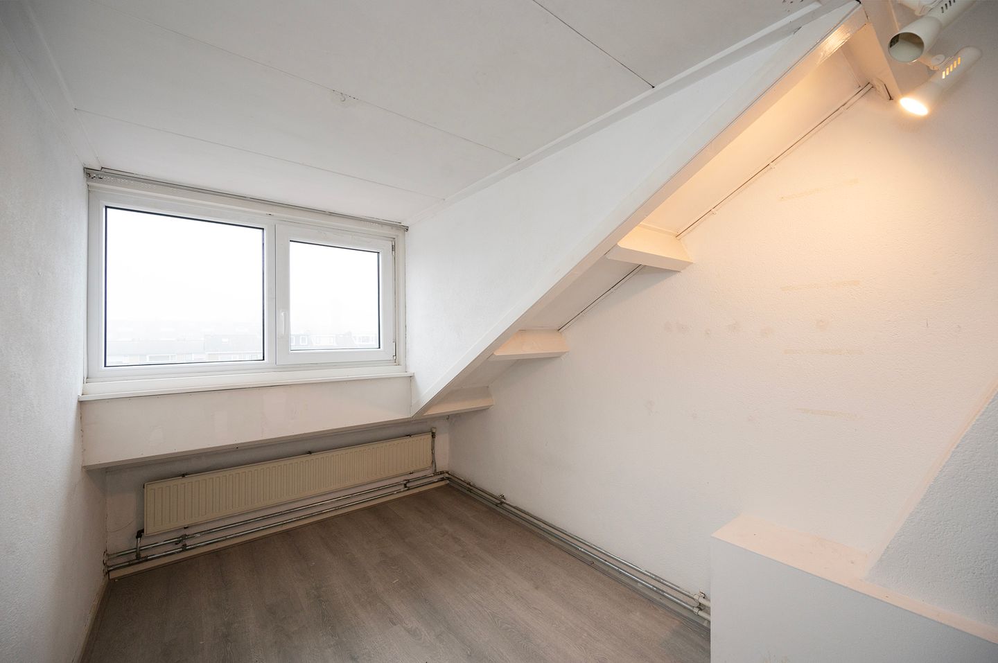 Foto 25 van Van Nesstraat 17-A