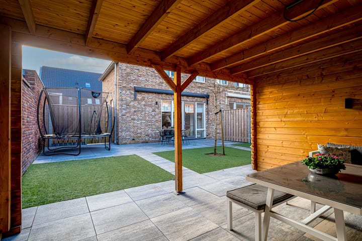 Foto 45 van Zesmorgenstraat 28