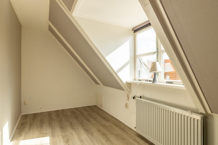 Photo 23 of Bakkerstraat 150