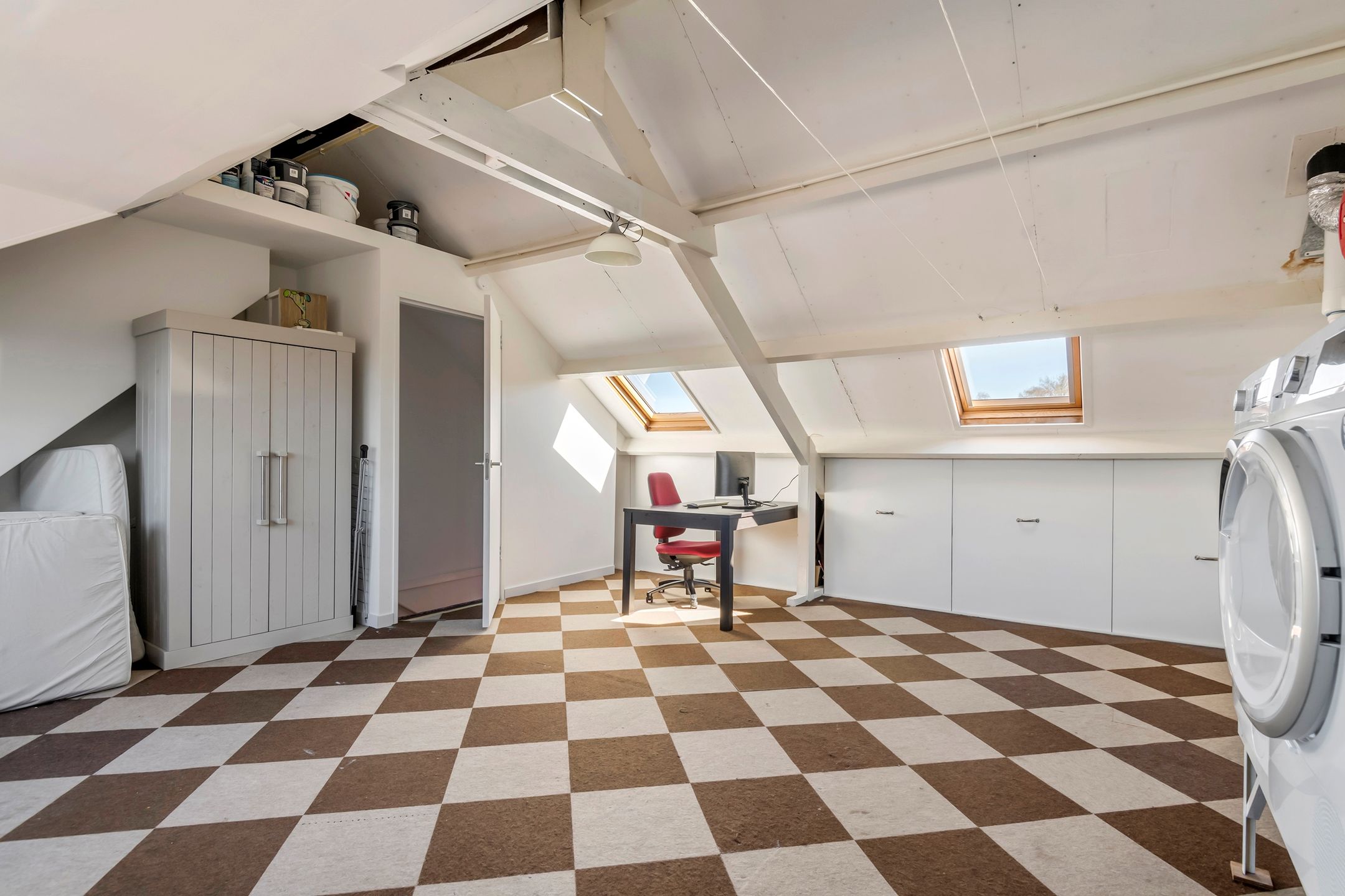 Foto 30 van Fregat 32