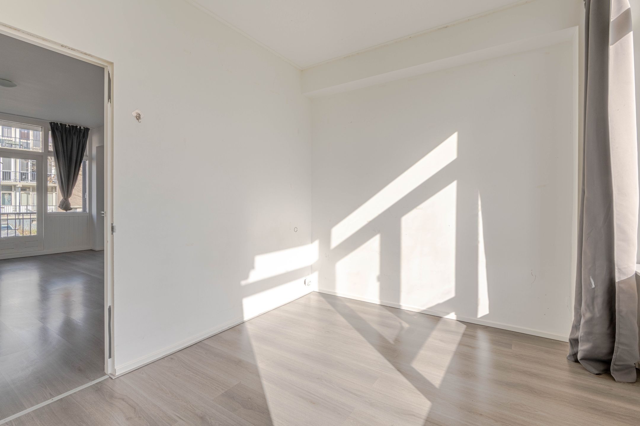 Foto 18 van Ellewoutsdijkstraat 170