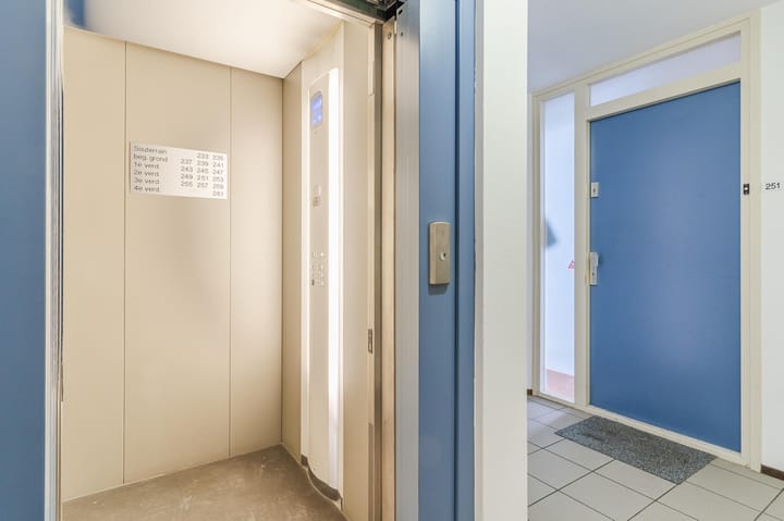 Foto 9 van Oude Vlijmenseweg 251