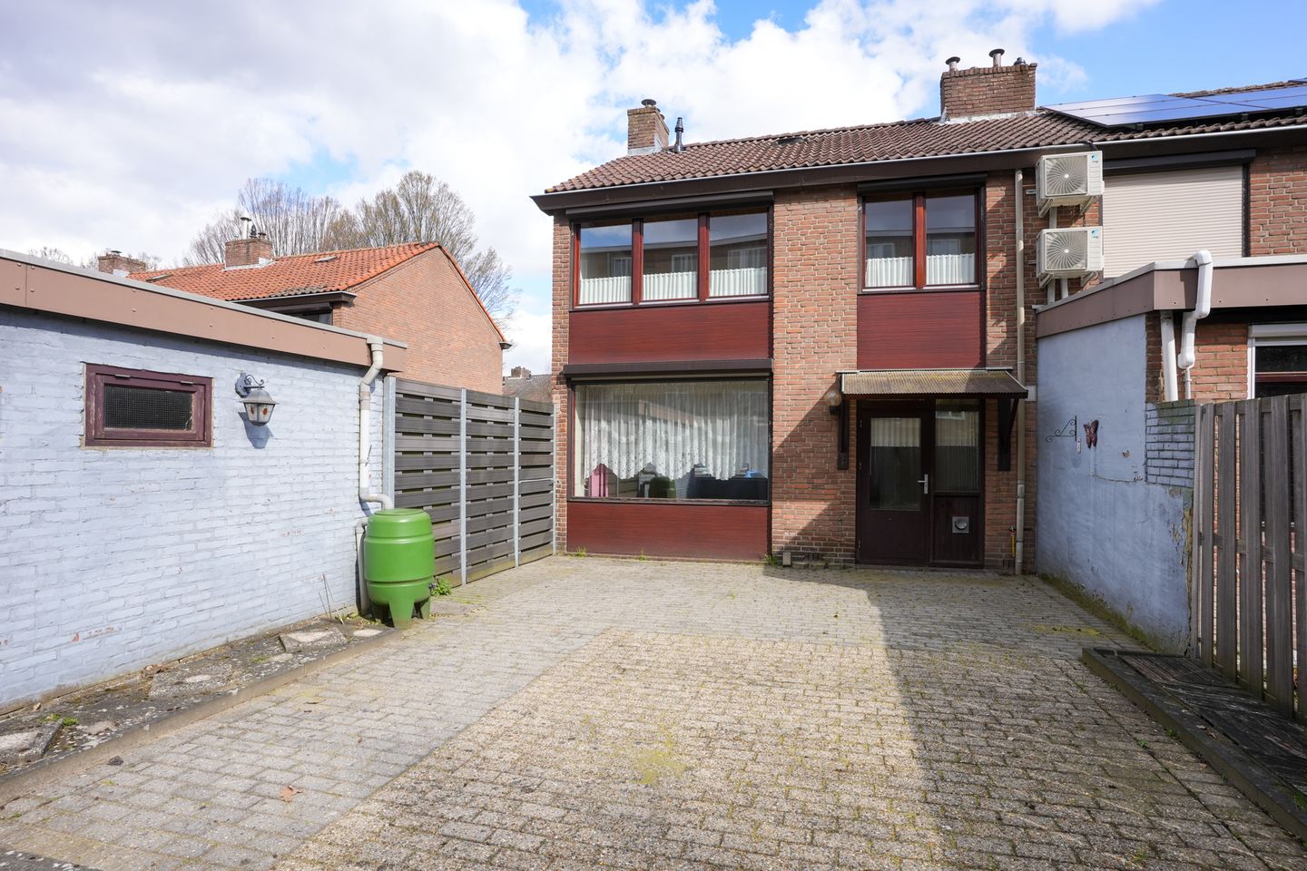 Photo 20 of Leeuwenhoekstraat 7