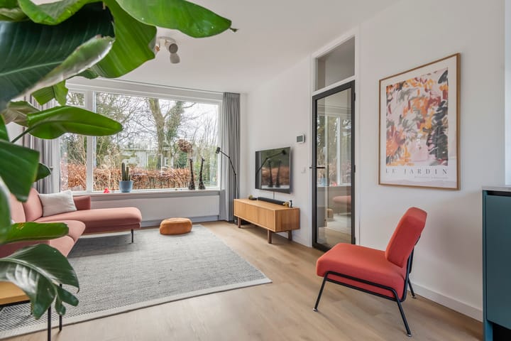 Foto 7 van Wethouder van den Burgstraat 6