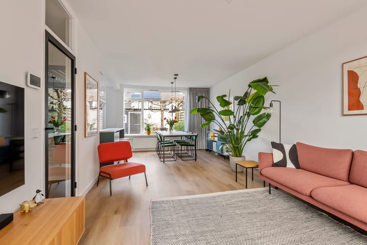 Foto 9 van Wethouder van den Burgstraat 6