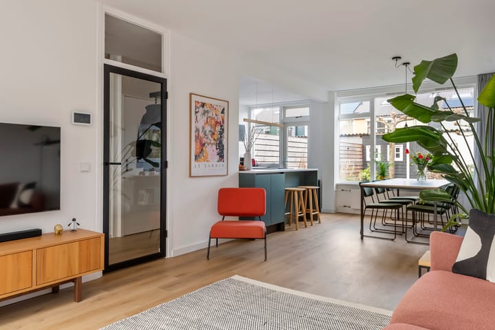 Foto 10 van Wethouder van den Burgstraat 6