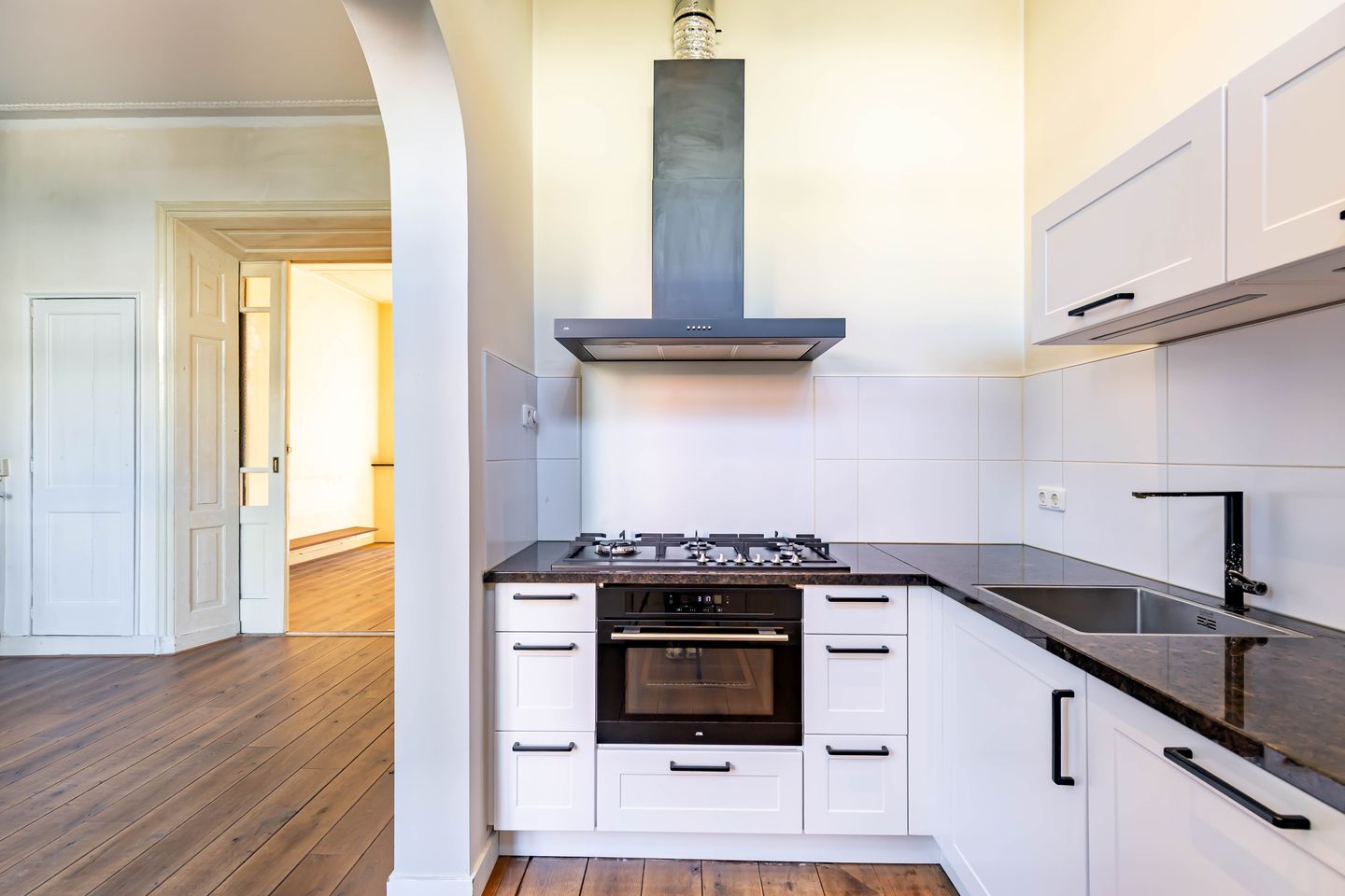 Foto 34 van Gysbert Japicxstraat 53