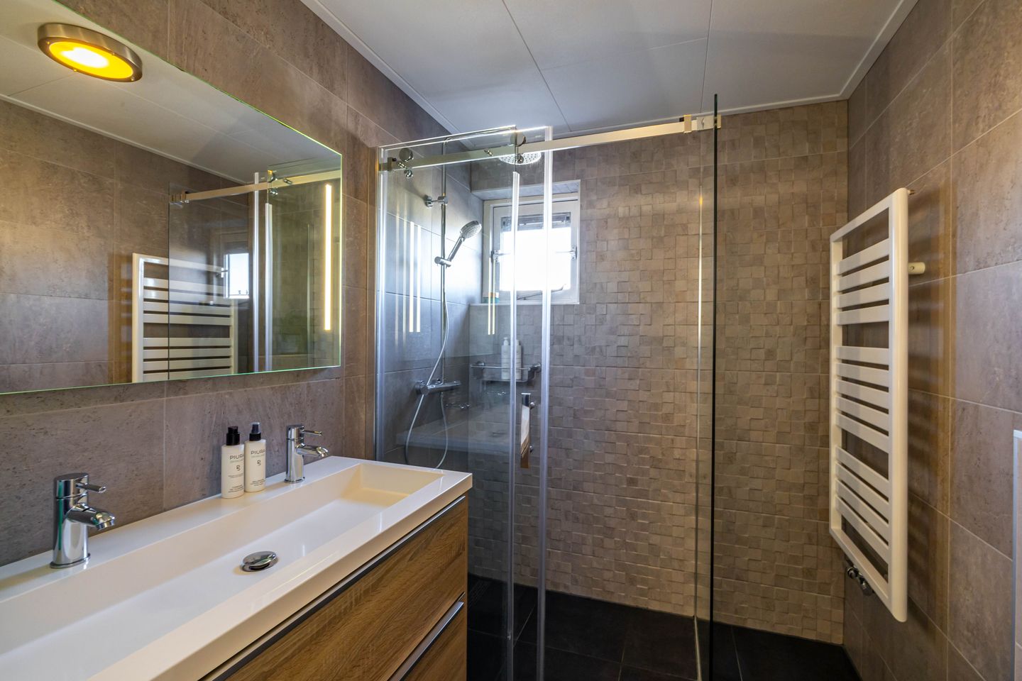 Foto 25 van Hendrik Johan Melgersstraat 17