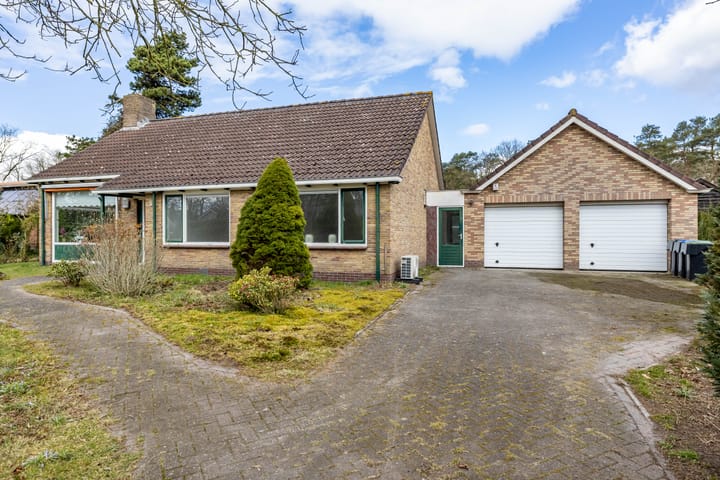 Foto 1 van Douglaslaan 3