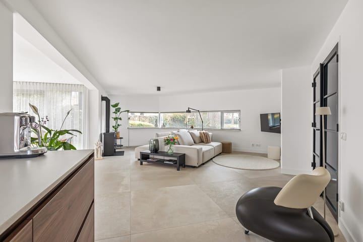 Photo 10 of Houtingstraat 10