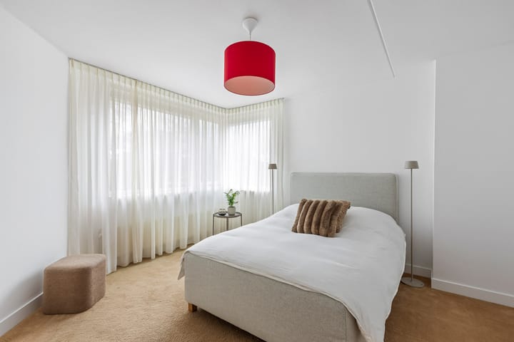 Photo 16 of Houtingstraat 10