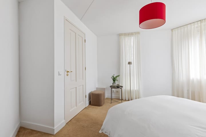 Photo 17 of Houtingstraat 10