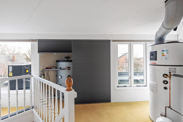 Photo 19 of Houtingstraat 10