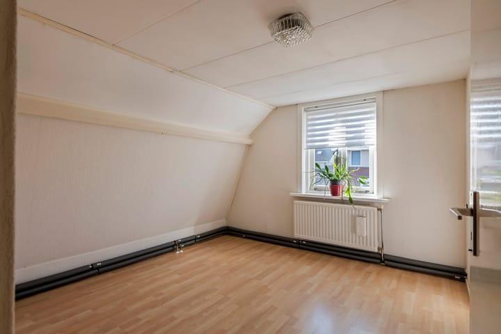 Photo 30 of Sportveldstraat 64