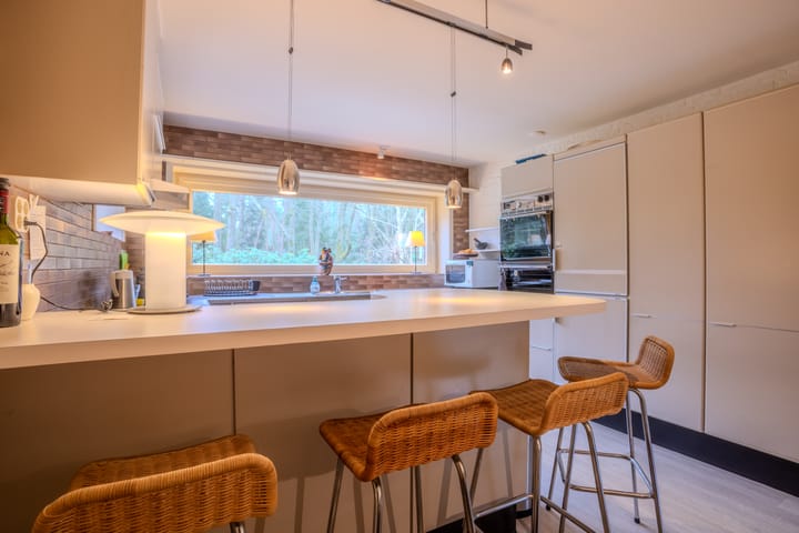 Foto 16 van Koningin Emmalaan 9