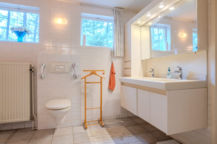 Foto 22 van Koningin Emmalaan 9