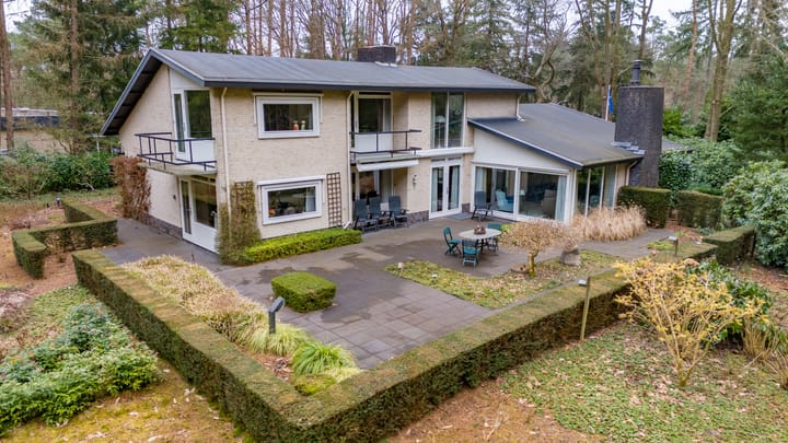 Foto 45 van Koningin Emmalaan 9