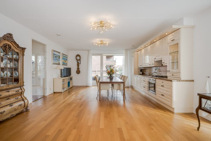 Foto 3 van Rouboslaan 106