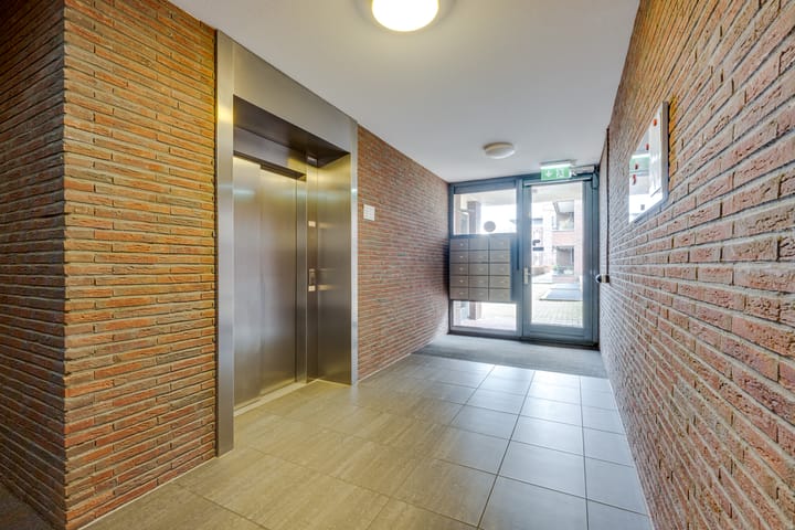 Foto 9 van Rouboslaan 106