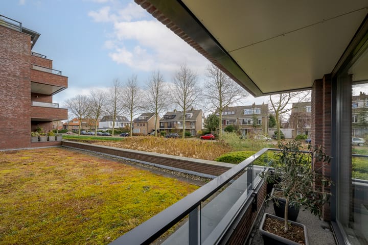 Foto 35 van Rouboslaan 106