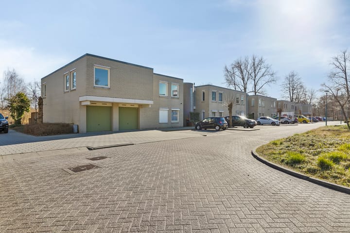 Foto 33 van Van Lingelaan 13