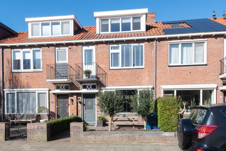 Foto 6 van Anna van Burenstraat 30