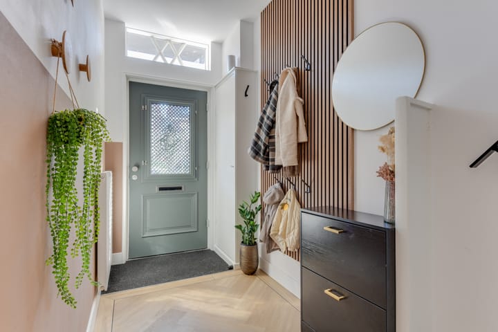 Foto 8 van Anna van Burenstraat 30