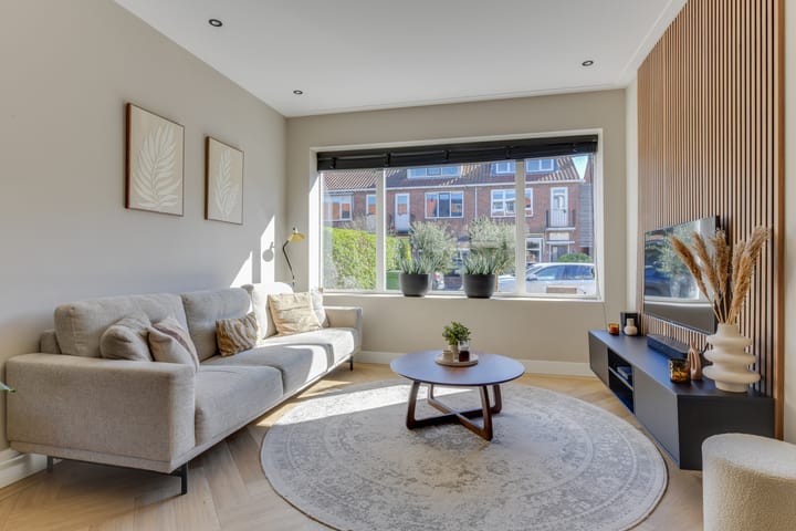 Foto 13 van Anna van Burenstraat 30